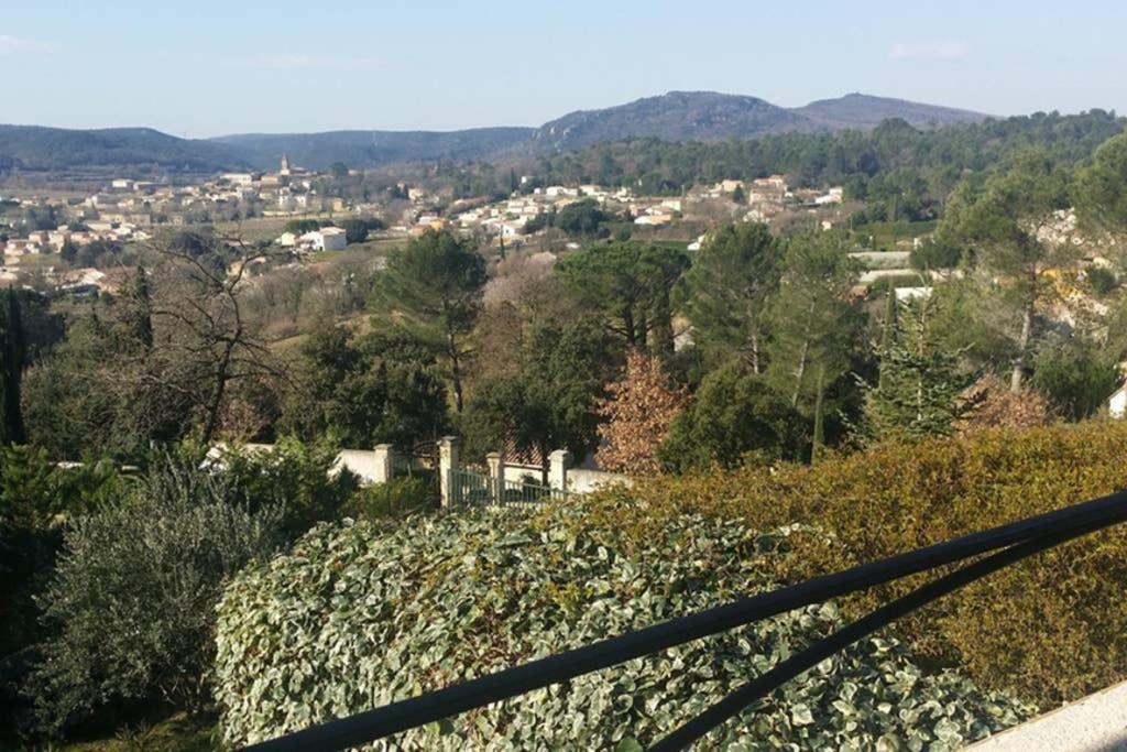 Elegante Villa De 180M3 Avec La Superbe Vue Connaux 外观 照片